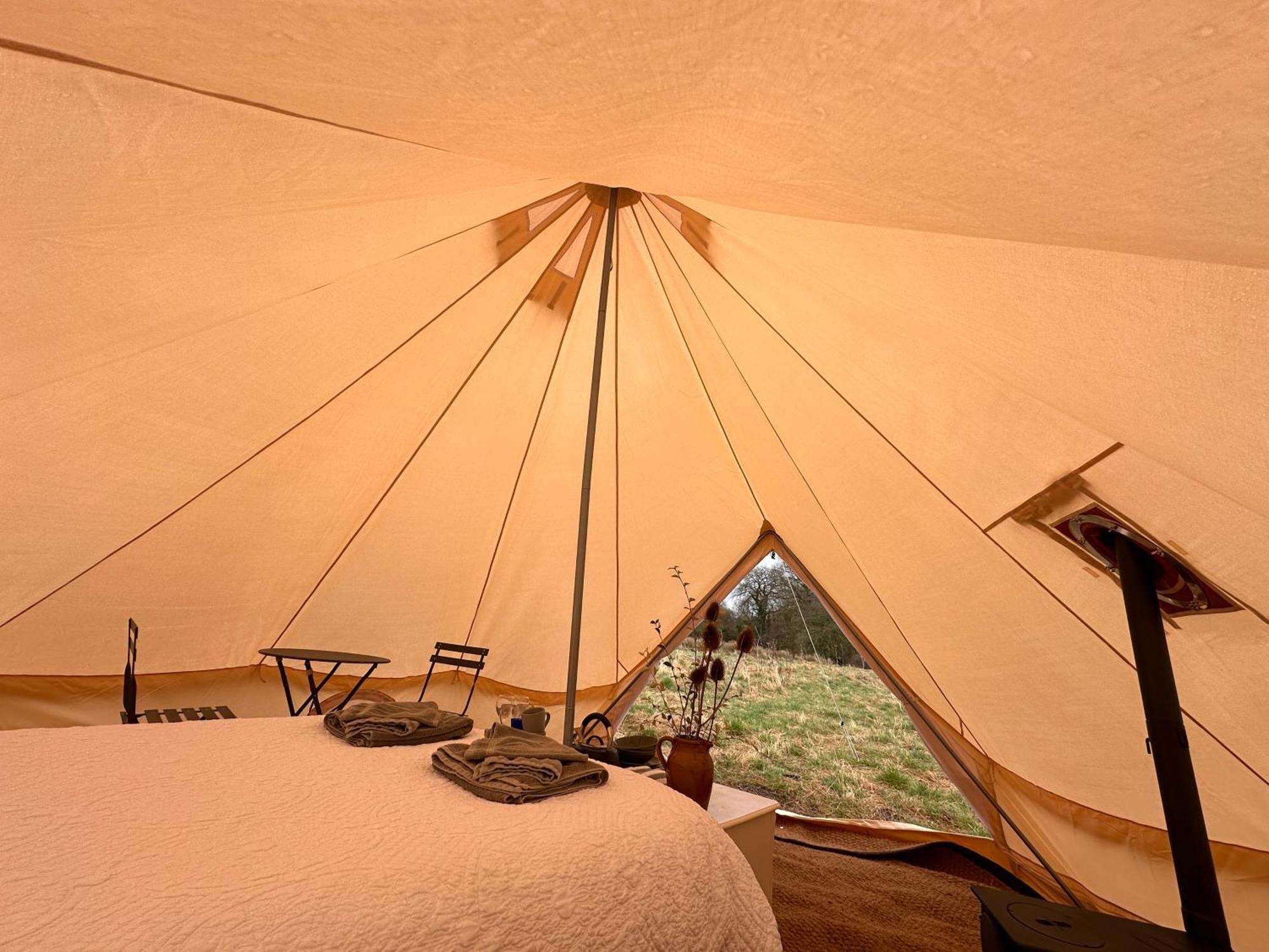 Buzzard Holt Hosting Hotel Buckingham Bagian luar foto