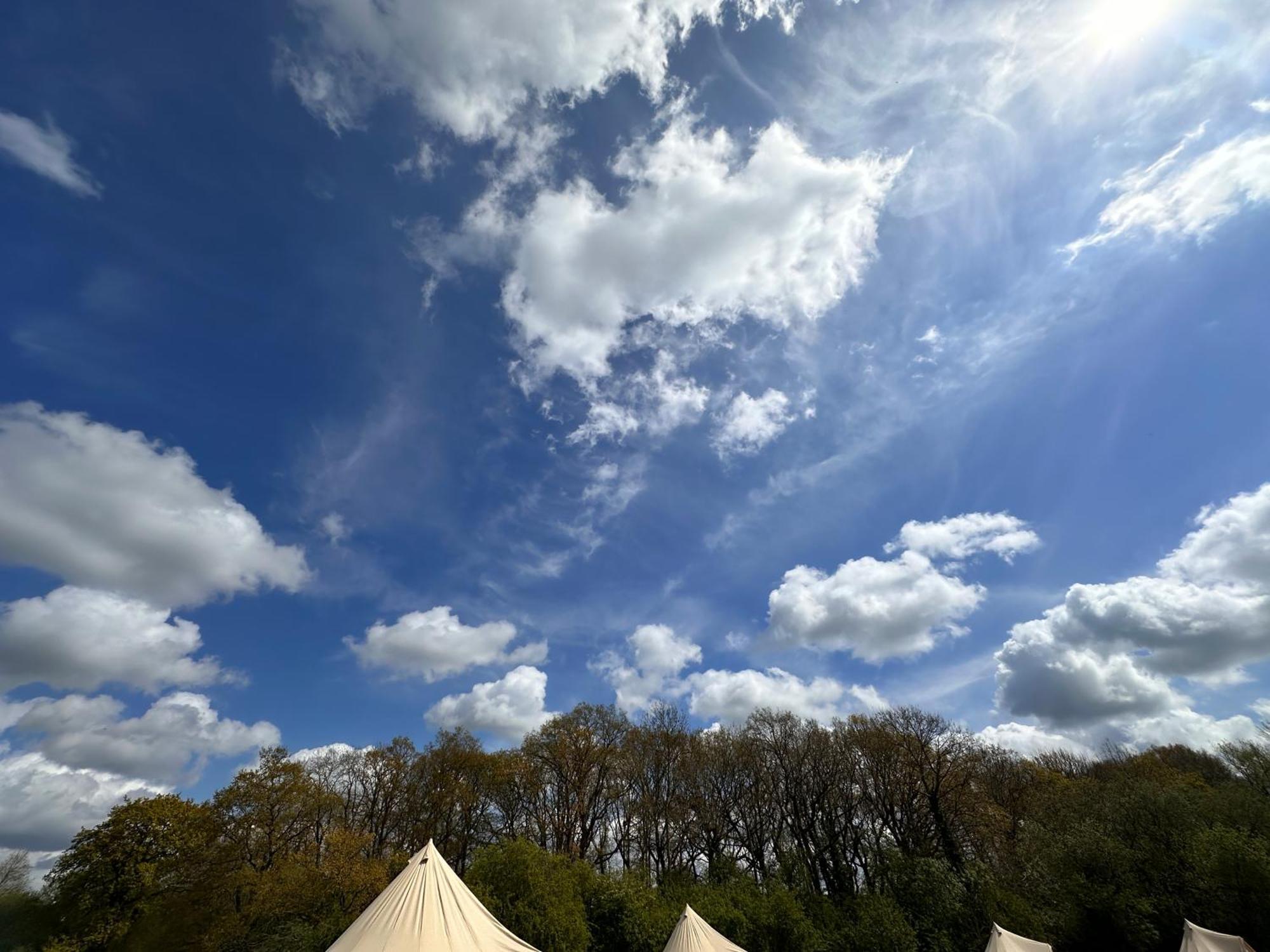 Buzzard Holt Hosting Hotel Buckingham Bagian luar foto